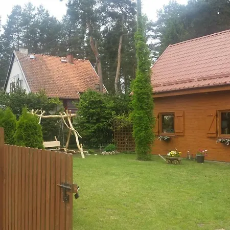 Деревянный коттедж Domek Letniskowy Na Mazurach *